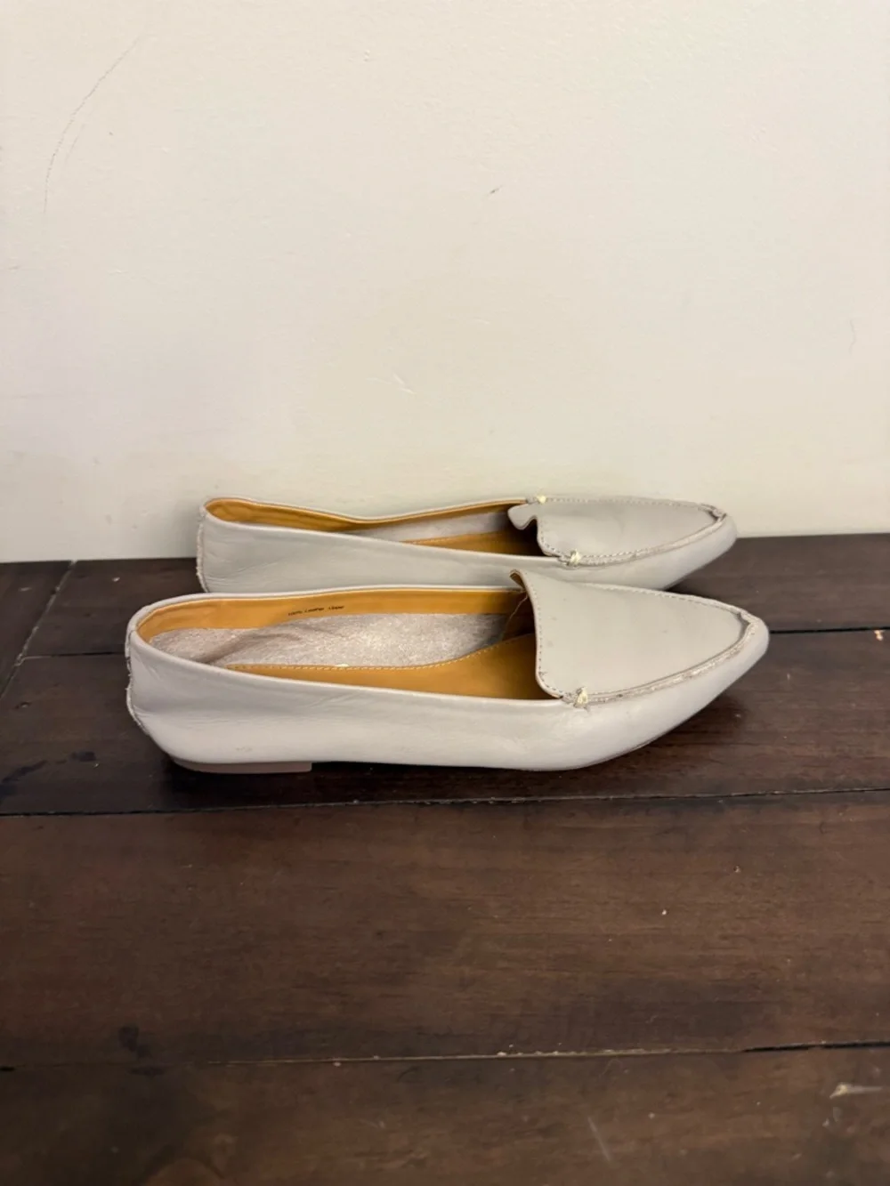 J.Crew Gray Pointed Toe Leather Loafers Flats Women’s Size 5.5 Minimalist